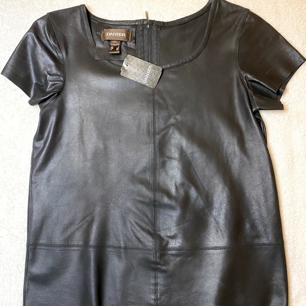 Danier T-shirt